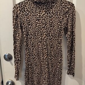 Chic Leopard Long Sleeve Dress